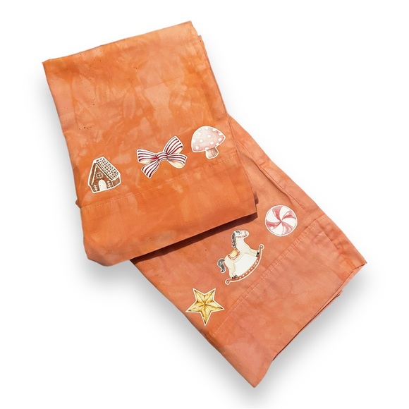 NWT Holiday Pillow Cases Whimsical - Picture 3 of 13